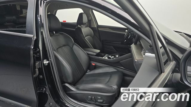 Kia K5 2020 — photo 16
