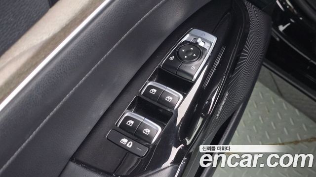 Kia K5 2020 — photo 28