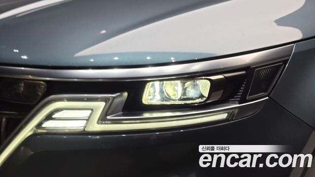 Kia Canival 2021 — photo 8