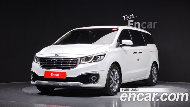 Kia Canival 2017 — photo 1