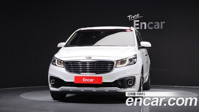 Kia Canival 2017 — photo 3