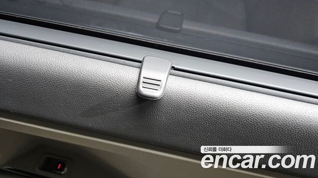 Kia Canival 2017 — photo 15