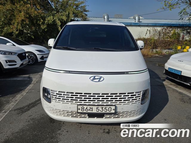 Hyundai Staria 2022 — photo 5