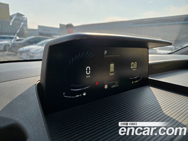 Hyundai Staria 2022 — photo 9