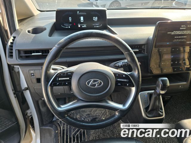 Hyundai Staria 2022 — photo 19