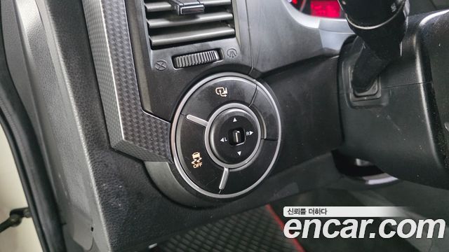 KG Mobility KORANDO 2015 — photo 21