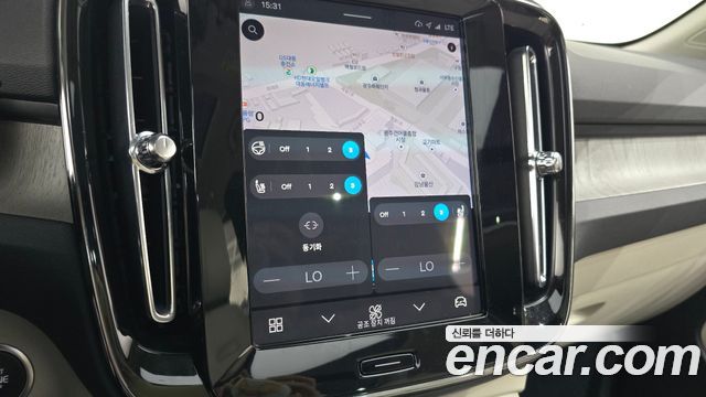 Volvo XC40 2024 — photo 22