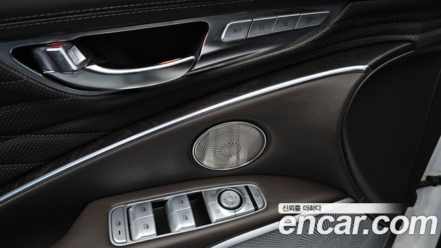 Kia K9 2019 — photo 12