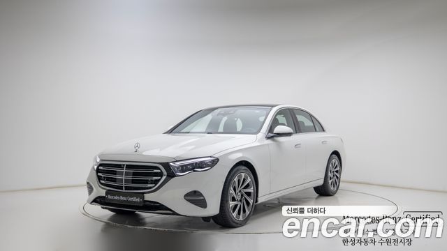Mercedes-Benz E-Class 2026 — photo 1