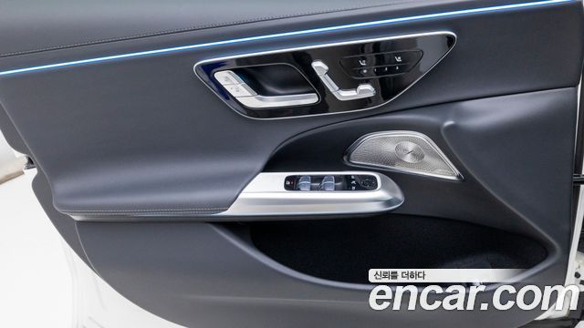 Mercedes-Benz E-Class 2026 — photo 15