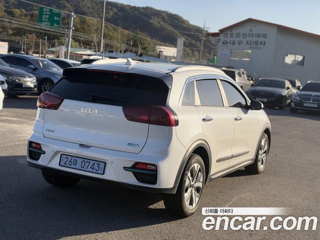 Kia Niro 2022 — photo 6