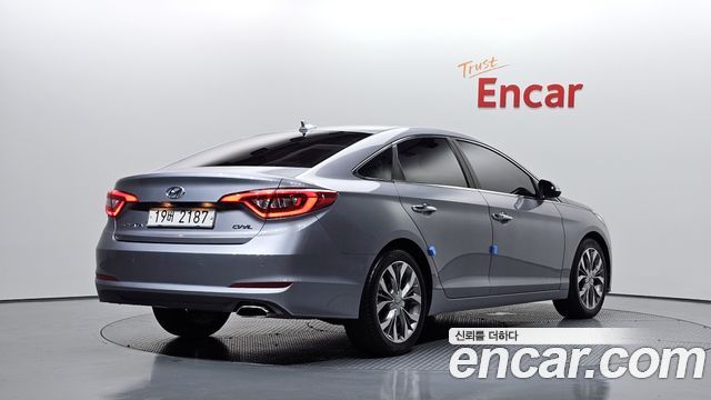 Hyundai Sonata 2015 — photo 2