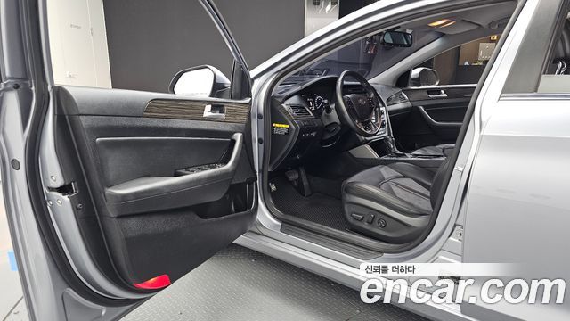 Hyundai Sonata 2015 — photo 13