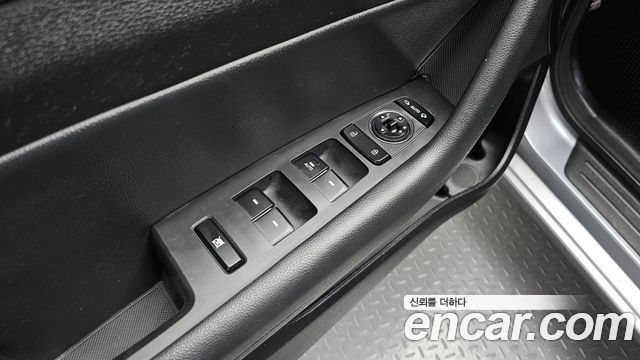 Hyundai Sonata 2015 — photo 26