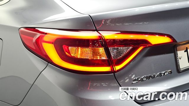 Hyundai Sonata 2015 — photo 9