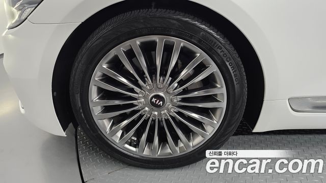 Kia K9 2019 — photo 5