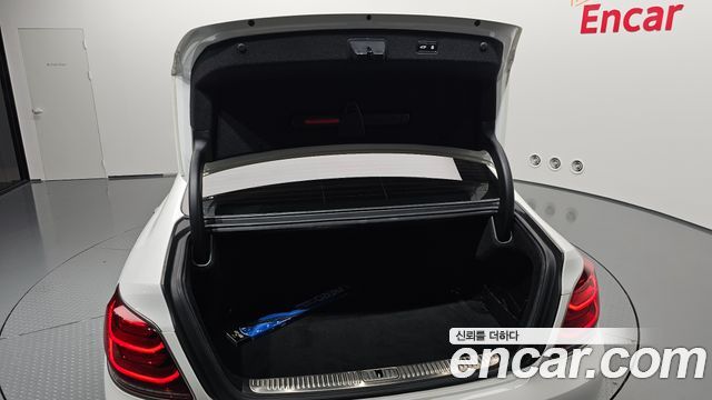 Kia K9 2019 — photo 37