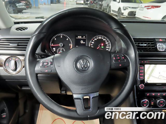 Volkswagen Passat 2015 — photo 9