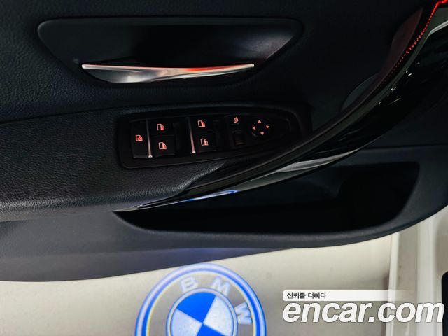 BMW 4-Series 2020 — photo 11