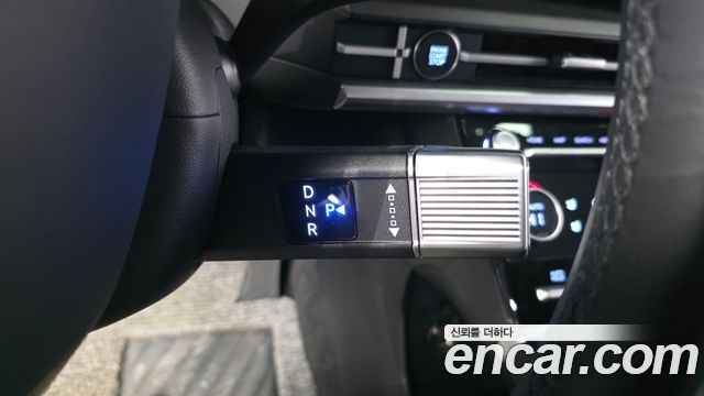 Hyundai Santafe 2025 — photo 12
