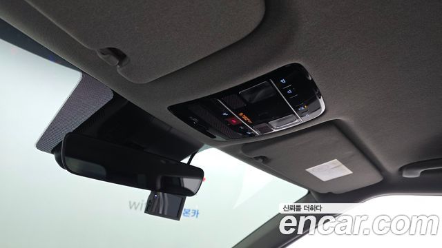 Hyundai Santafe 2025 — photo 28