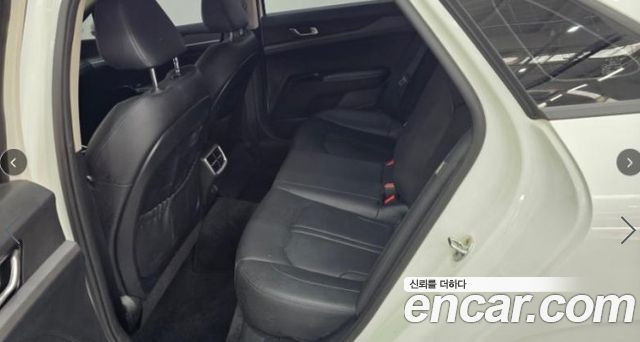 Kia K5 2023 — photo 7