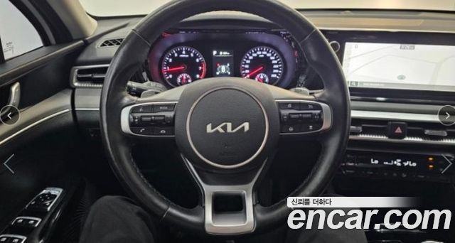 Kia K5 2023 — photo 14