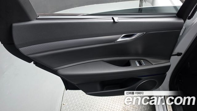 Genesis G80 2025 — photo 15