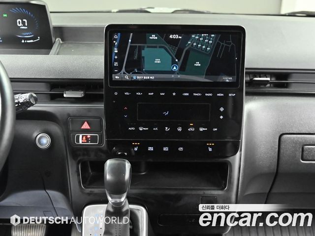 Hyundai Staria 2022 — photo 14
