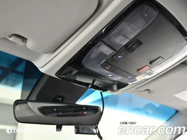 Hyundai Staria 2022 — photo 18