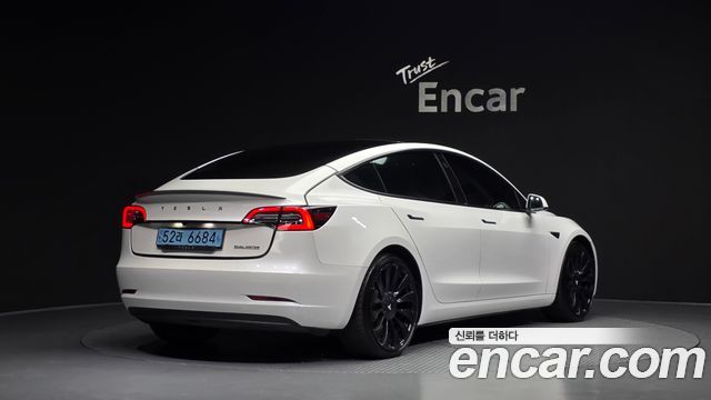 Tesla Model 3 2020 — photo 2