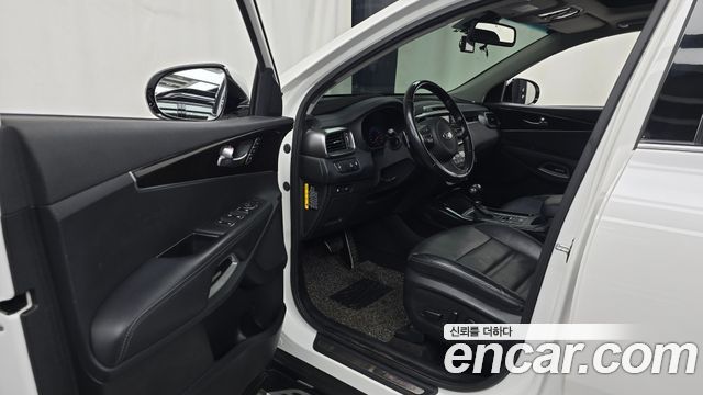 Kia Sorento 2017 — photo 13