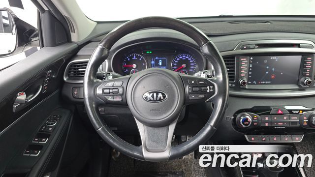 Kia Sorento 2017 — photo 19