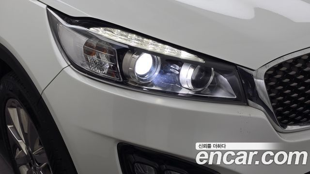 Kia Sorento 2017 — photo 8