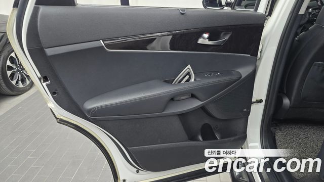 Kia Sorento 2017 — photo 15