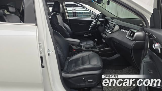 Kia Sorento 2017 — photo 16
