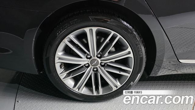 Genesis G80 2019 — photo 5