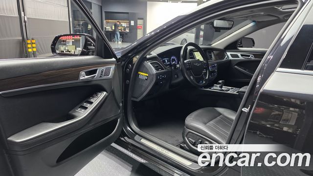 Genesis G80 2019 — photo 13