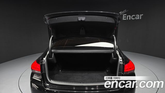 Genesis G80 2019 — photo 26