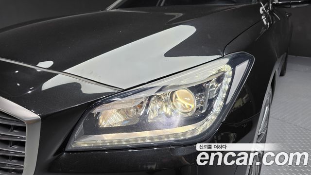 Genesis G80 2019 — photo 8