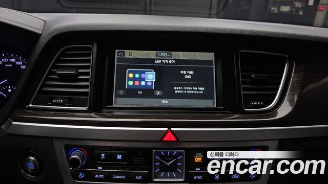 Genesis G80 2019 — photo 27