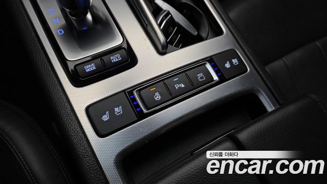 Genesis G80 2019 — photo 30