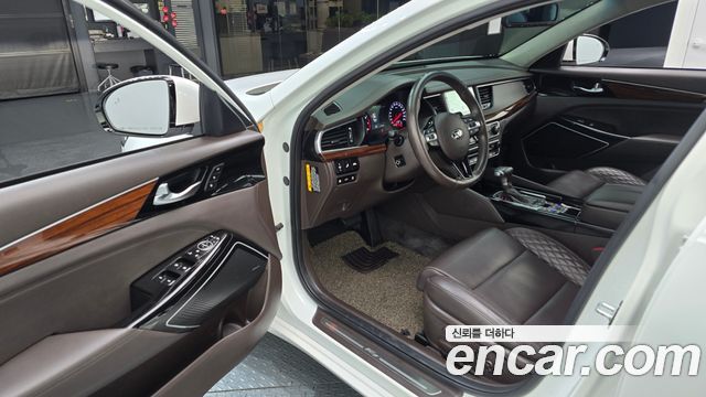 Kia K7 2016 — photo 13