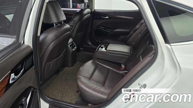 Kia K7 2016 — photo 18