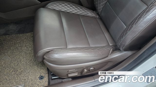 Kia K7 2016 — photo 28