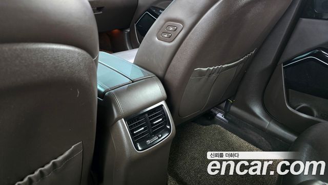 Kia K7 2016 — photo 29