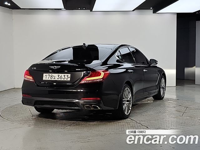 Genesis G70 2019 — photo 2
