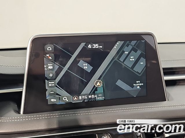 Genesis G70 2019 — photo 15