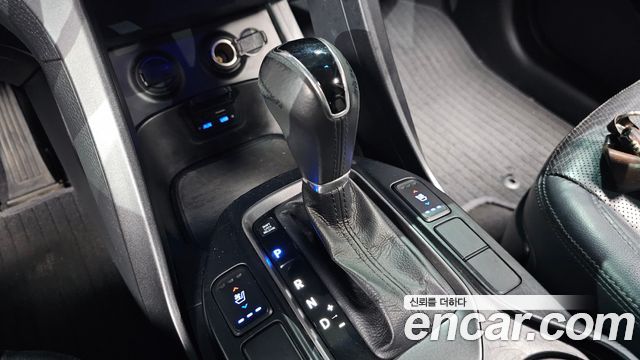 Hyundai Santafe 2015 — photo 9