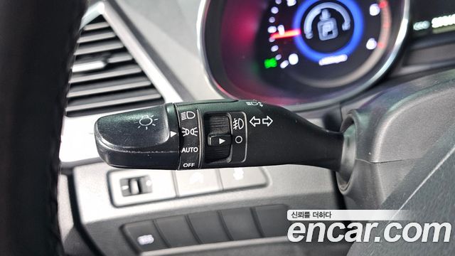 Hyundai Santafe 2015 — photo 13